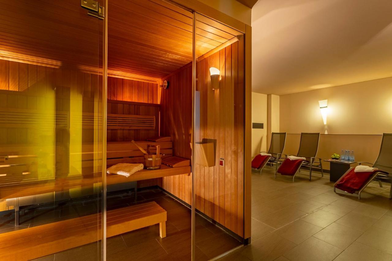 Parkhotel Berghoelzchen Хильдесхайм Экстерьер фото
