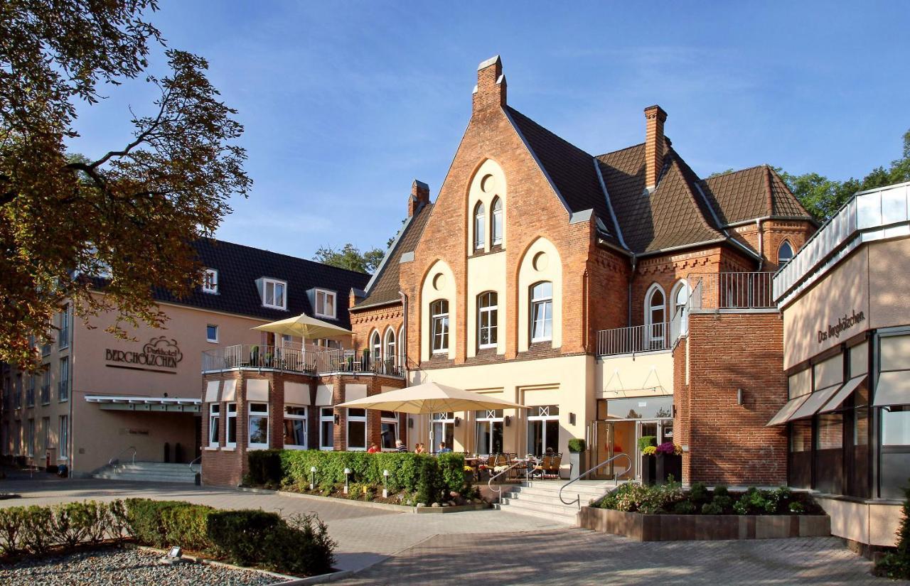 Parkhotel Berghoelzchen Хильдесхайм Экстерьер фото